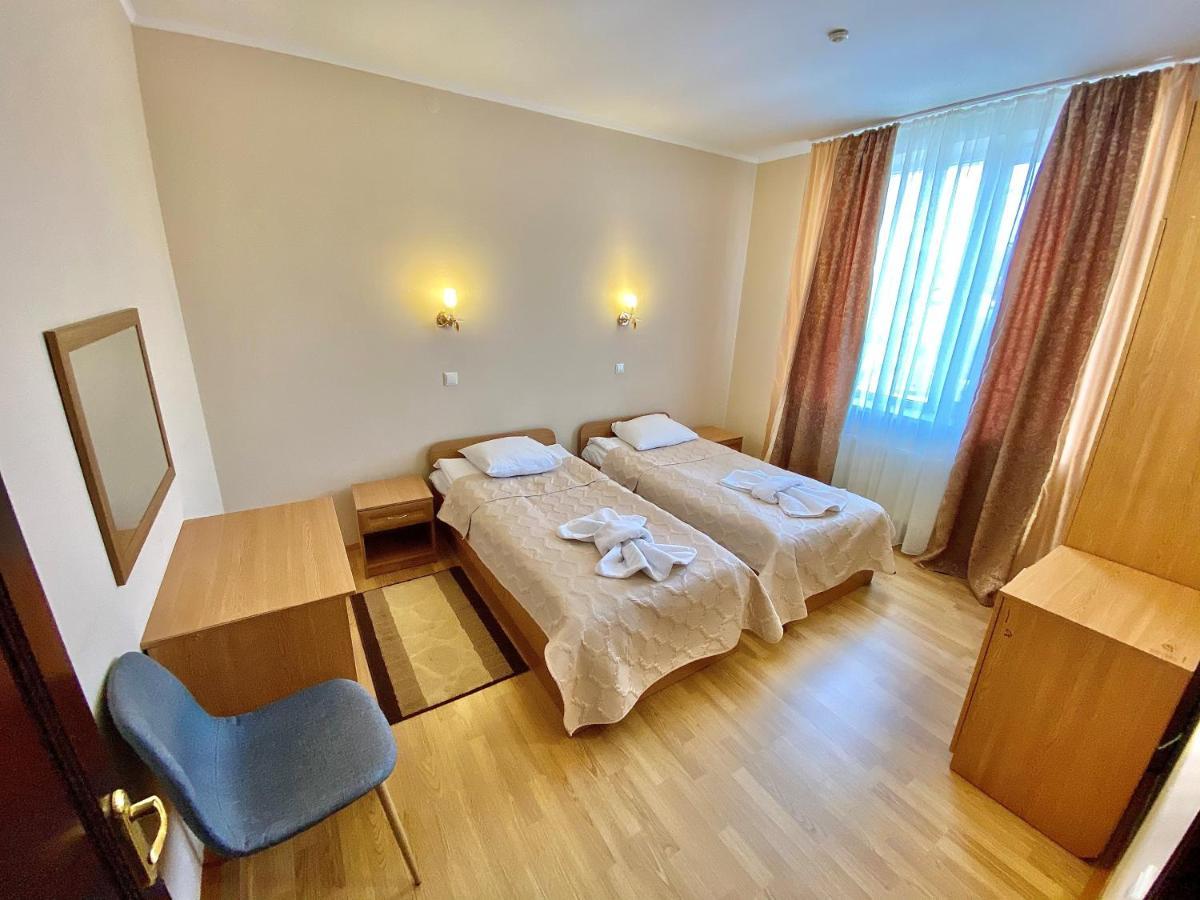 Hotel Orion Morshyn Buitenkant foto