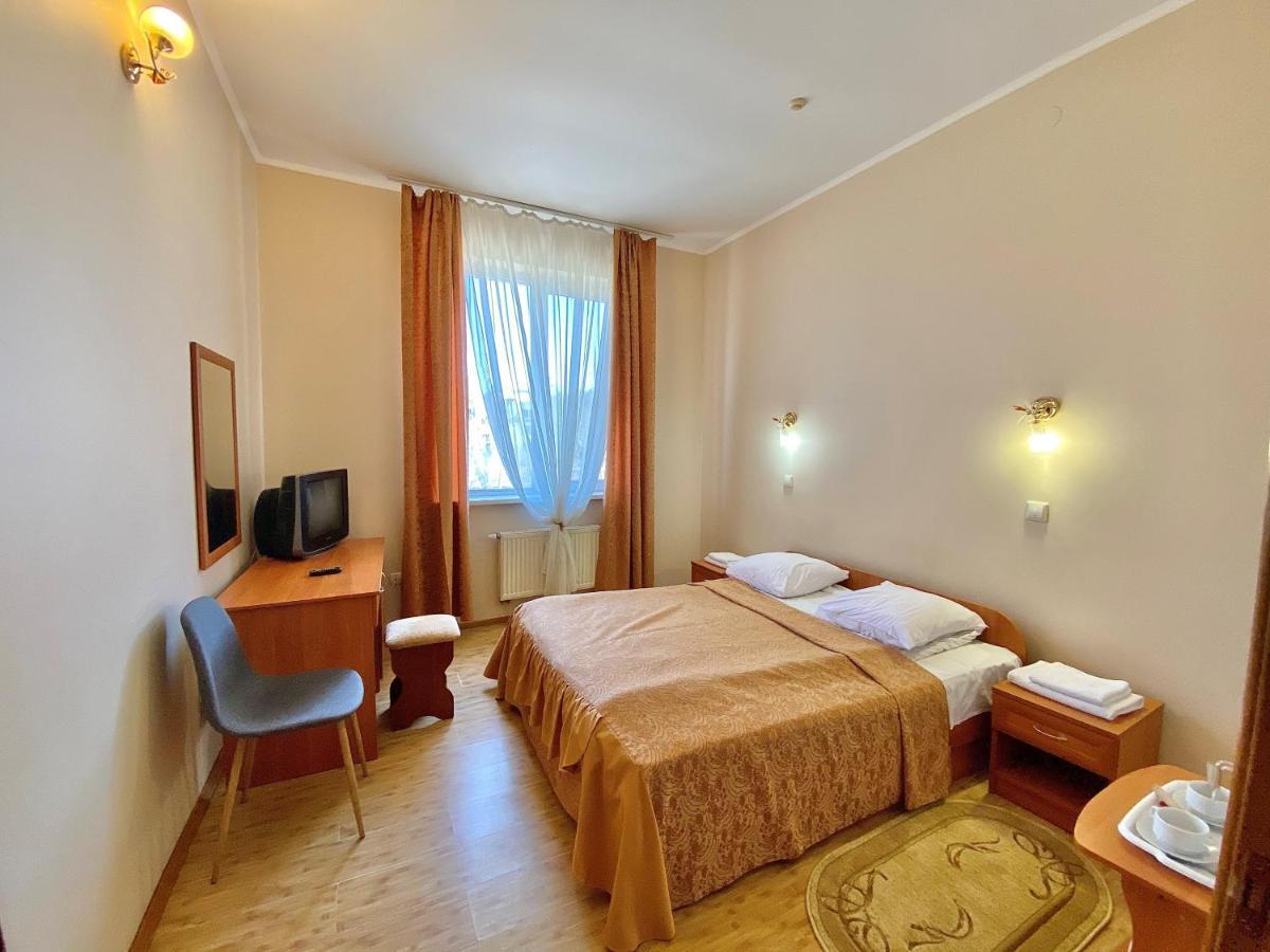 Hotel Orion Morshyn Buitenkant foto