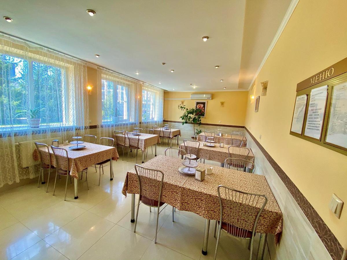 Hotel Orion Morshyn Buitenkant foto