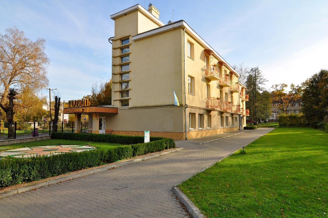 Hotel Orion Morshyn Buitenkant foto